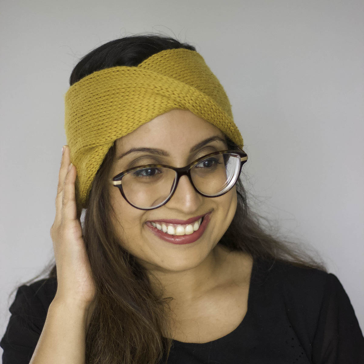 How to Knit An Invisible Seam: Double Knit Twisted Headband